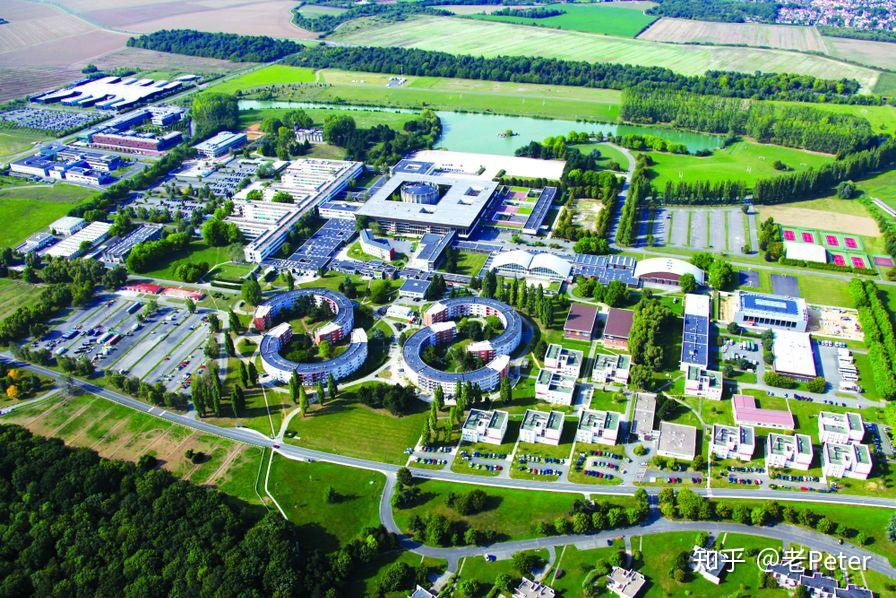 Université Paris-Saclay