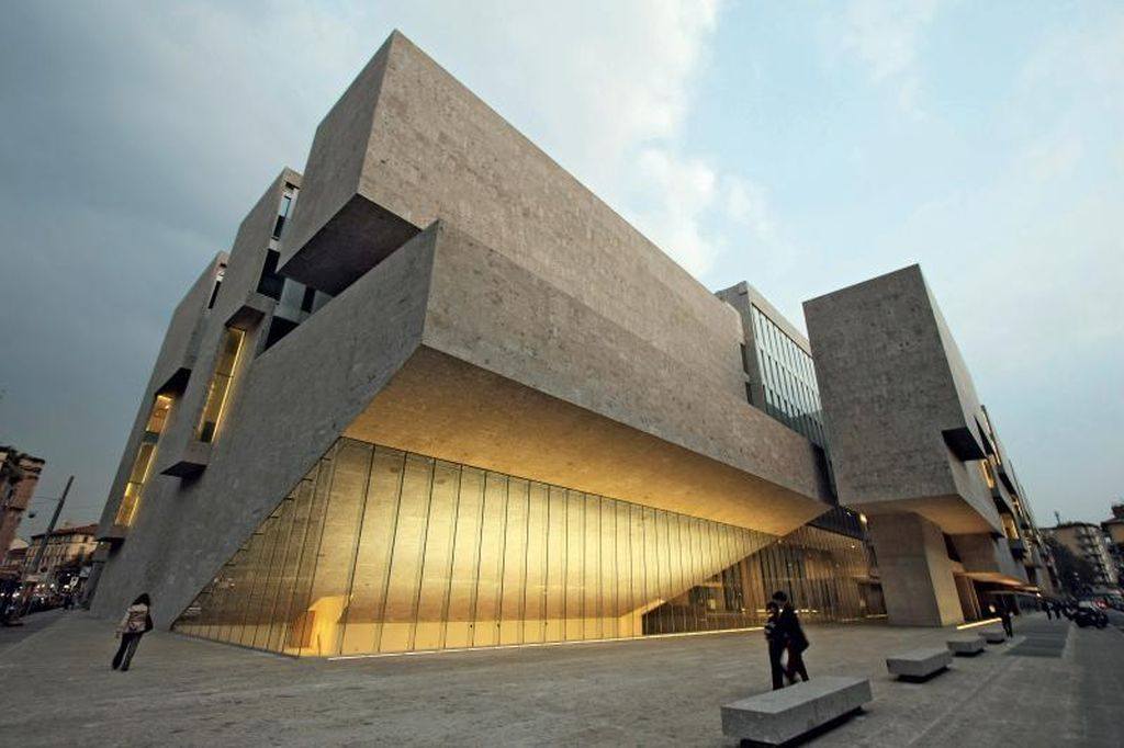  Università Bocconi - Italy